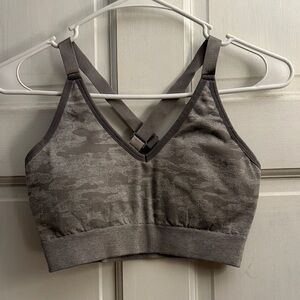AYBL Adapt Camo Seamless Sports Bra Size Medium
